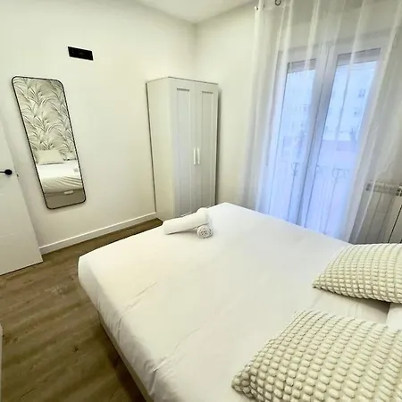 Vivienda Centrica Junto Al Museo Apartment Burgos Exterior photo