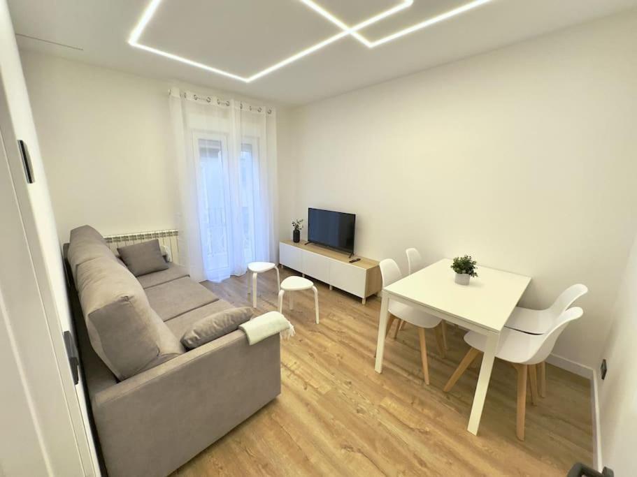 Vivienda Centrica Junto Al Museo Apartment